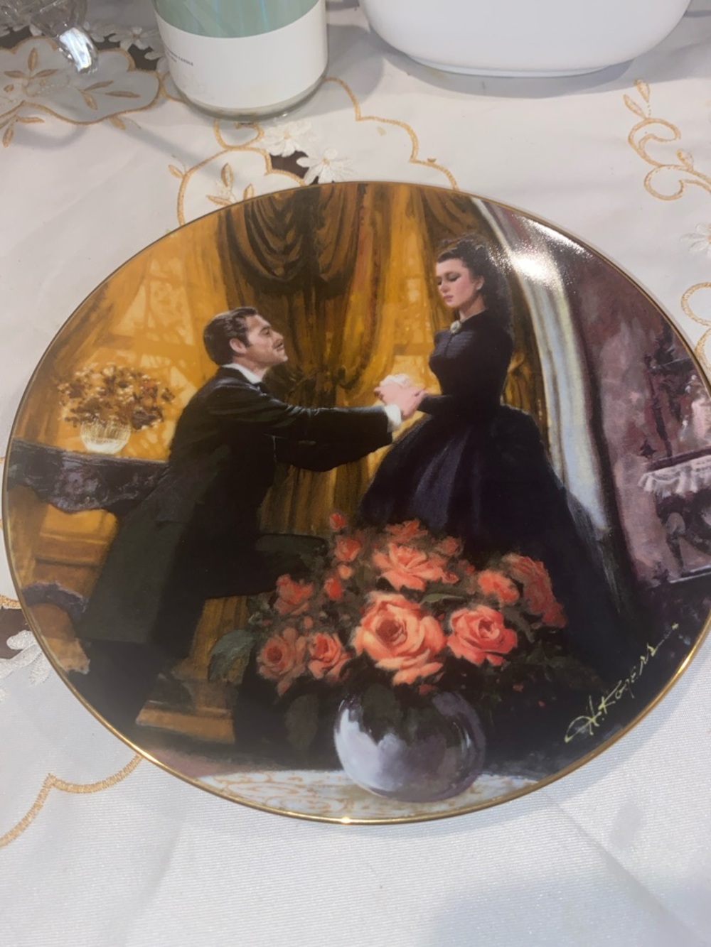 Decorative Ceramic Collector Plate with Romantic Floral Scene - Black & Pink